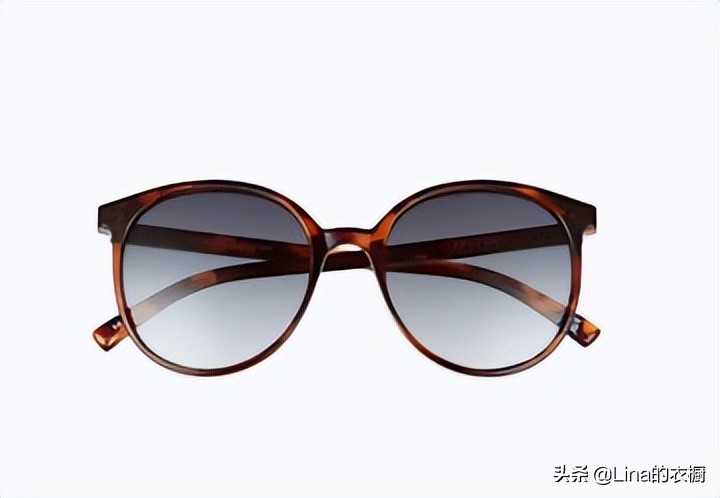 2022梅根最近的衣服,梅根时尚衣品