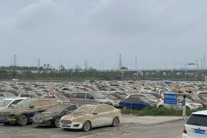 河南二手豪车出售,郑州二手车卡宴报价