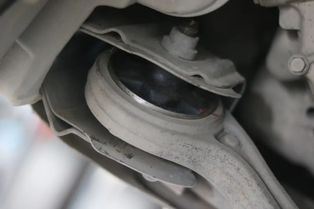 艾力绅可以象皇冠一样翻新吗,艾力绅12款整车翻新