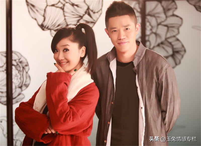 曾毅谈玲花结婚自己挺伤感,曾毅结婚玲花全程陪同