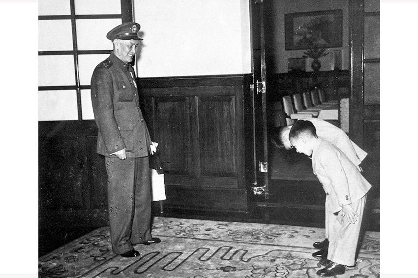 蒋经国的4个子女现状,蒋经国及后代近况