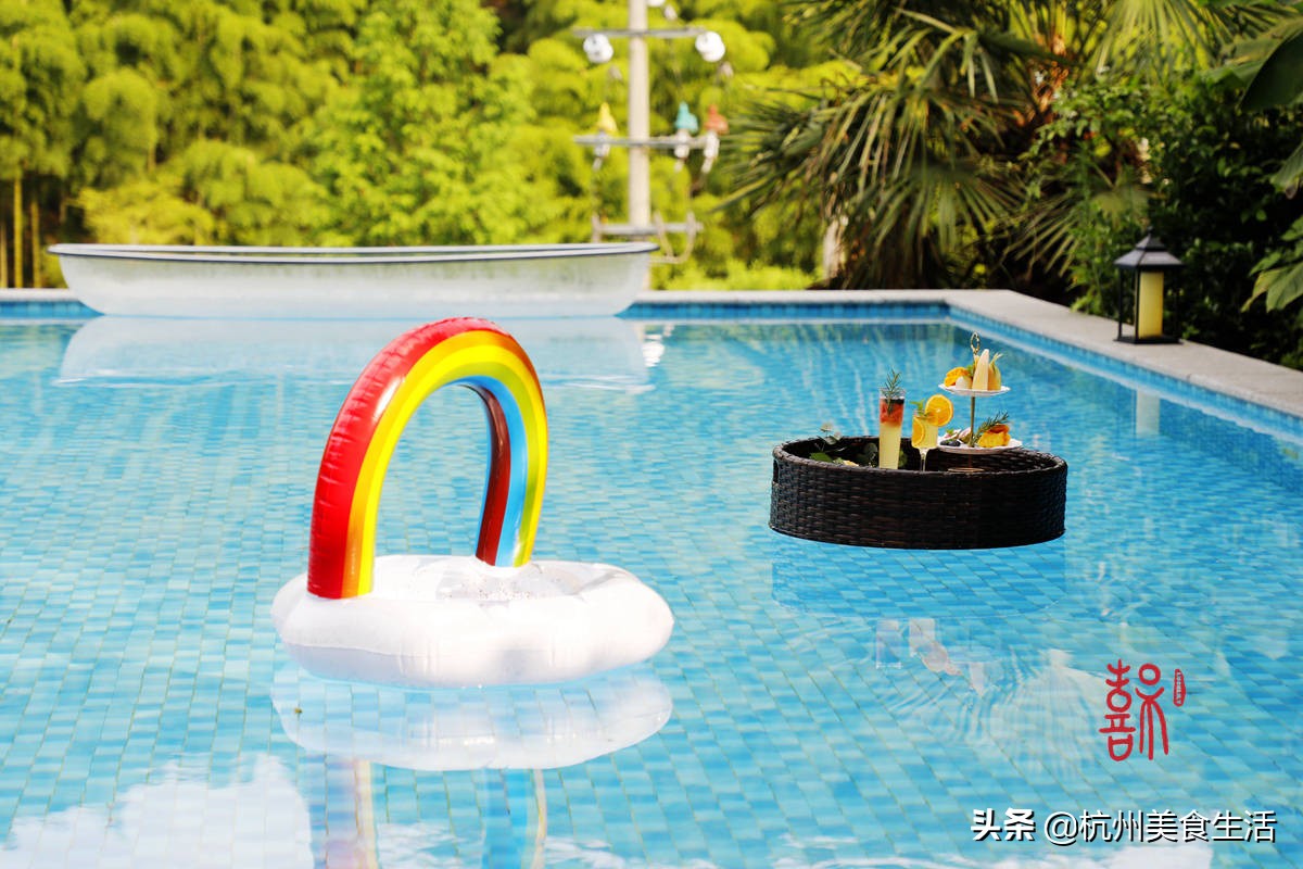 鏃犺竟娉虫睜澶忓ぉ,浠侀噷蹇冩硦鑾共姘戝