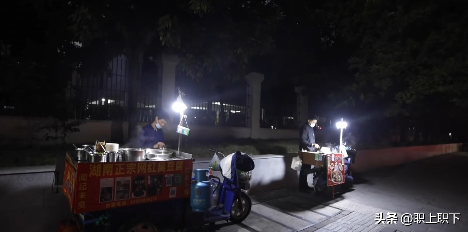 农村小伙做这个副业赚了3万块钱,农村小伙日赚千元的生意经历