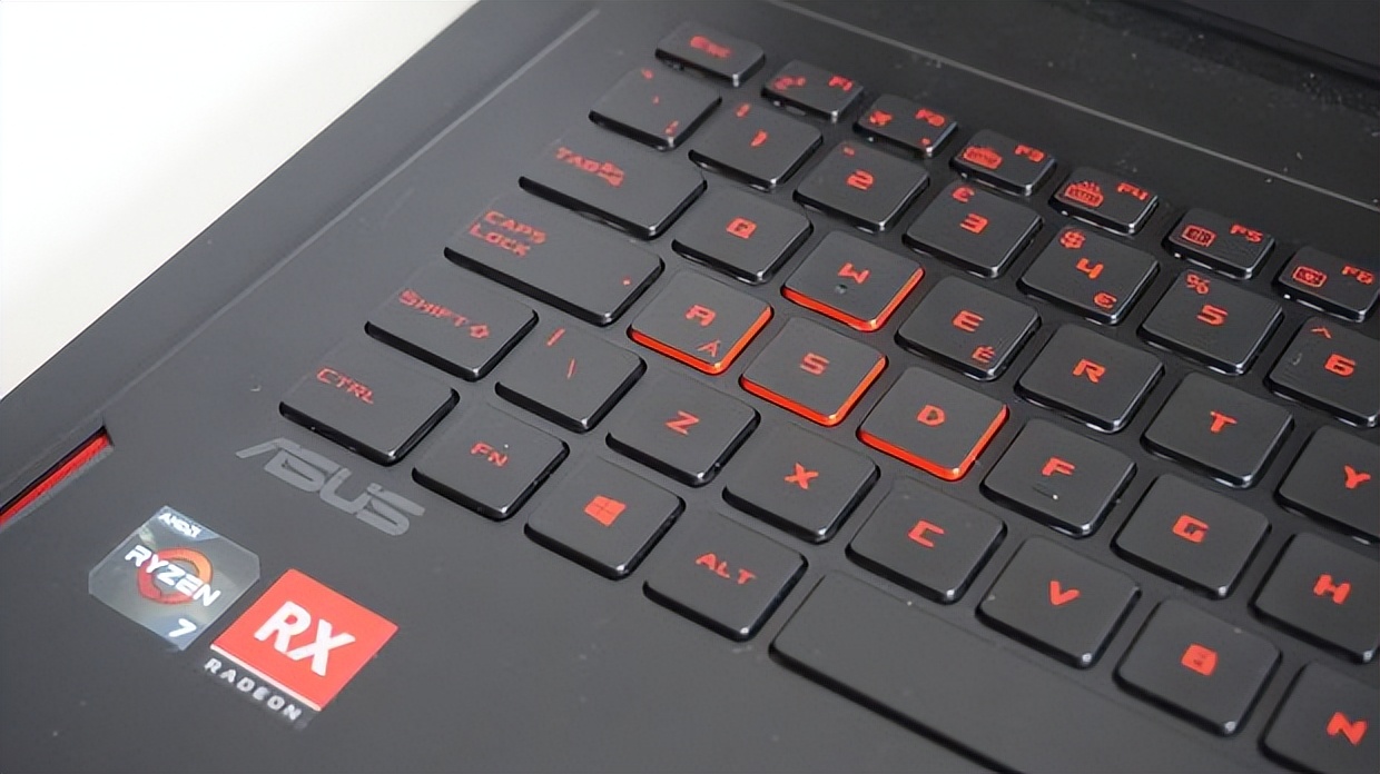 笔记本电脑五一买还是618买划算,618轻薄笔记本电脑如何选择