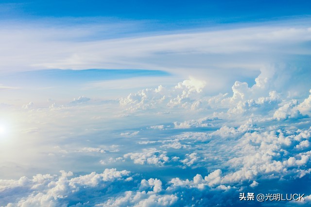 三观很正的句子,三观不正的女人