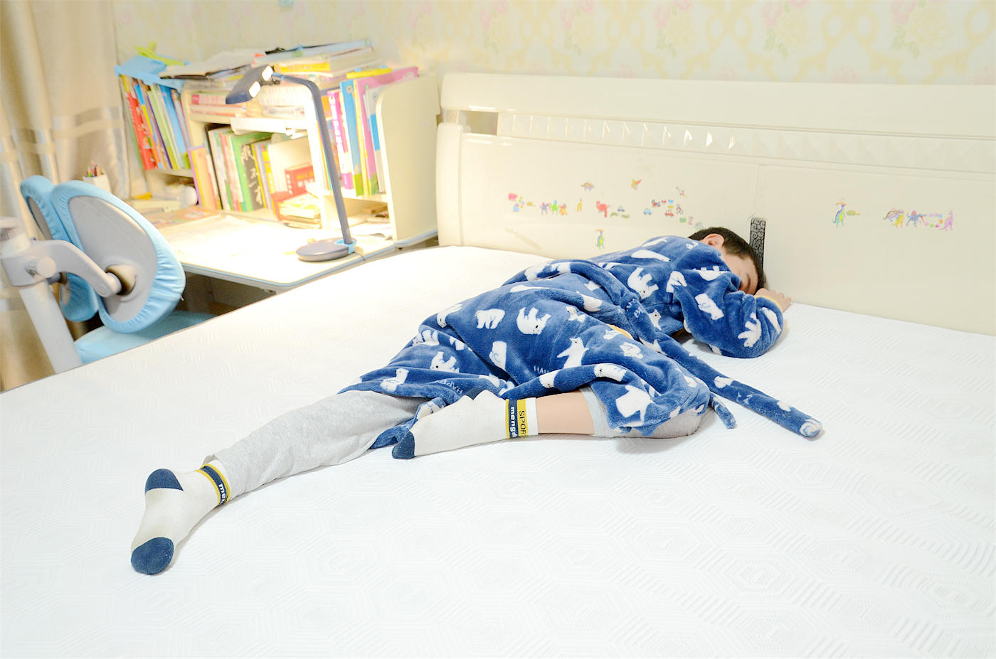 孕妈妈睡什么床垫,孕妈妈选婴儿床价格