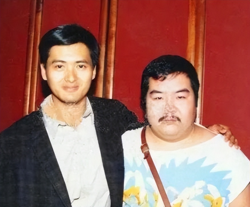 过气老戏骨窘况：农村走穴、直播捞金、情史混乱，晚节还值钱吗？