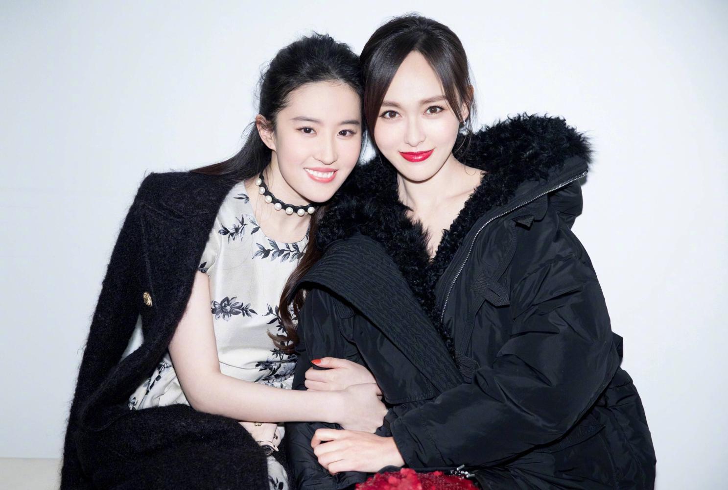 脸蛋白的发光的女星,欧美皮肤很白的女星