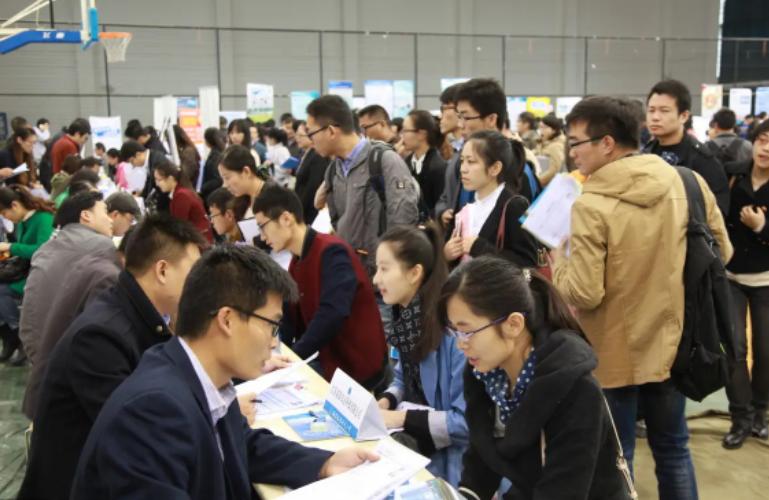 直博和硕博连读区别很大，不只是毕业难度，不少人上岸后才明白