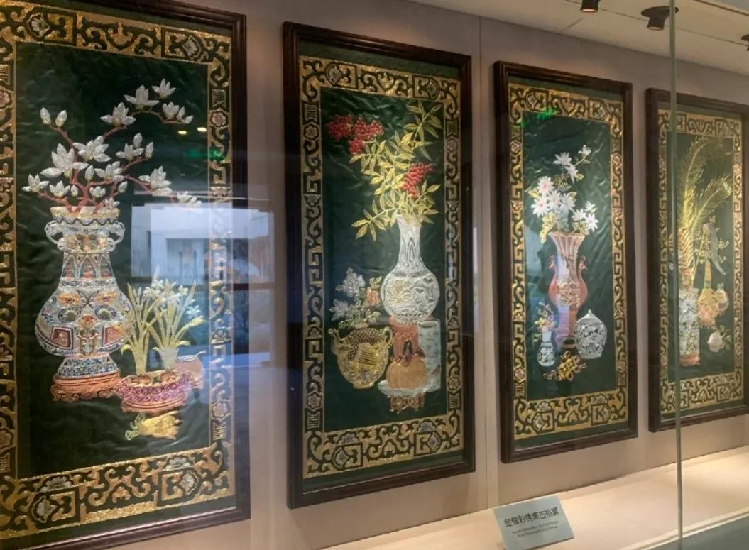 中国丝绸博物馆和中国之江博物馆,博物馆中国的服装