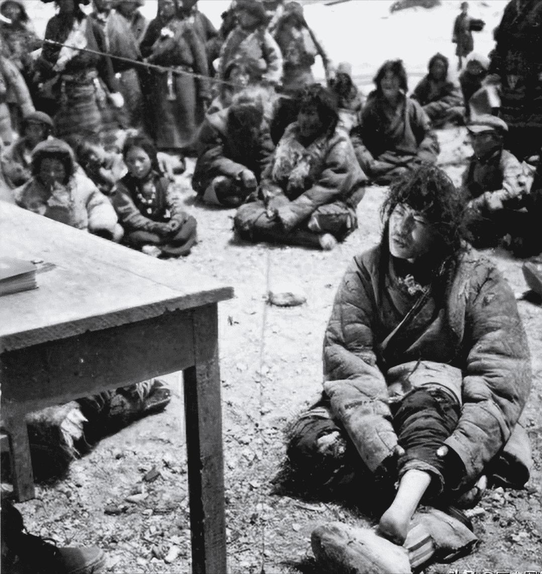 日军日记:*安妇慰**不服从管教,我很愤怒,用*刀刺**插入她的*体下**