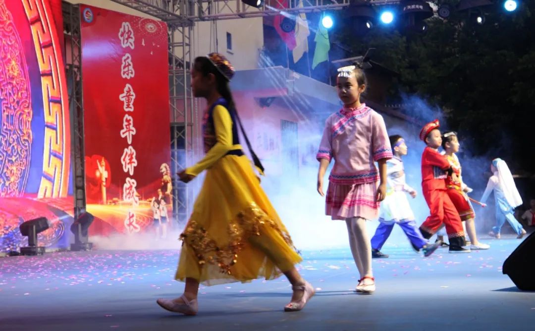 东川区各学校热闹开展“六一”儿童节庆祝活动