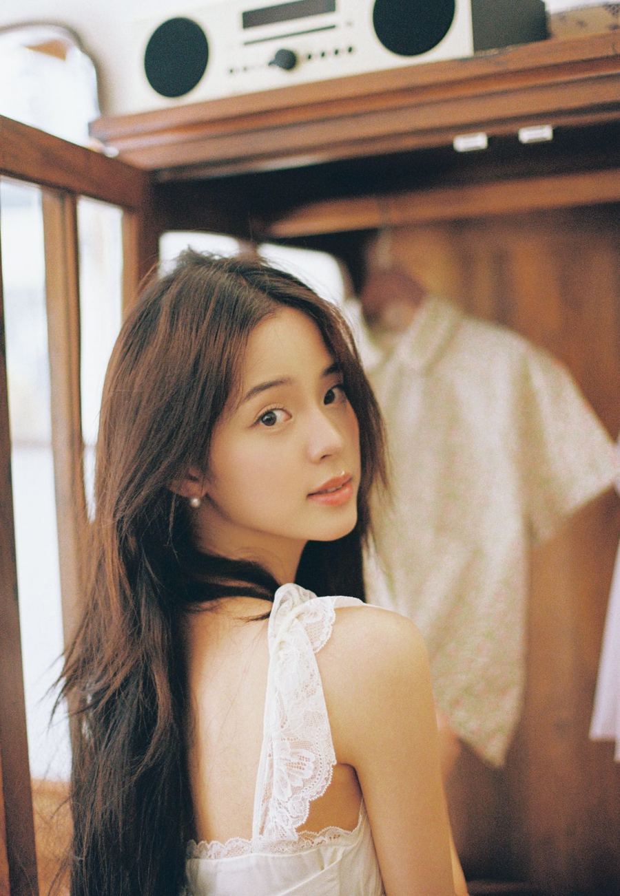 欧阳娜娜十八岁生日众明星送祝福,欧阳娜娜18岁众明星送祝福生日会