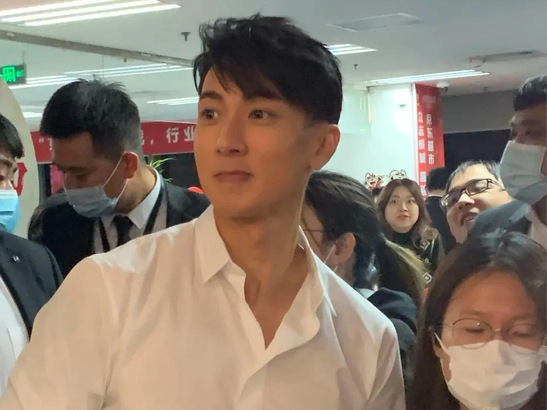 文莱人口和国土面积是多少,在亚洲生活最好的国家文莱