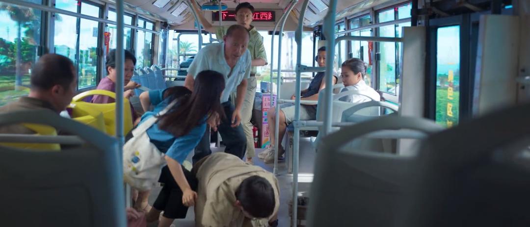 《开端》能火离不开这5位配角，演技一个比一个好，刘丹成扫地僧