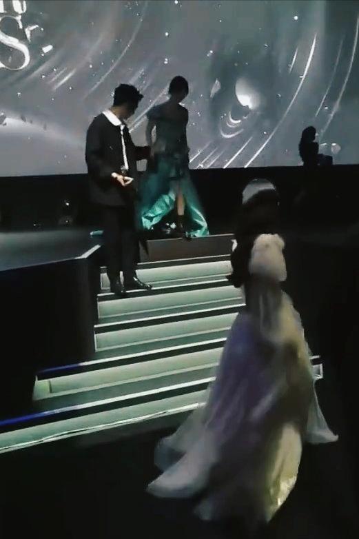 杨紫肖战王俊凯李现微博之夜互动,2019年微博之夜杨紫肖战李现