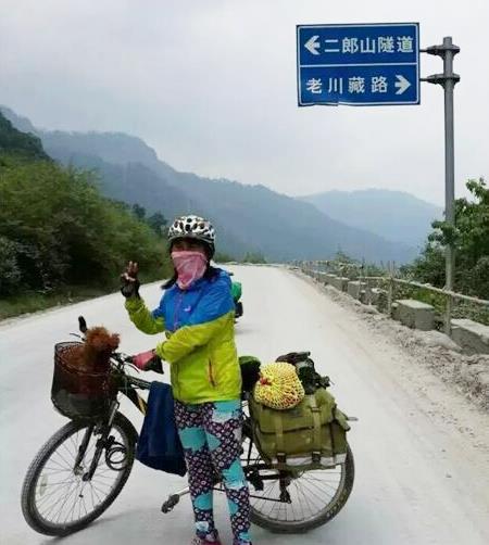 65岁阿姨离婚抑郁症后骑行世界,65岁阿姨离婚后抑郁骑行世界