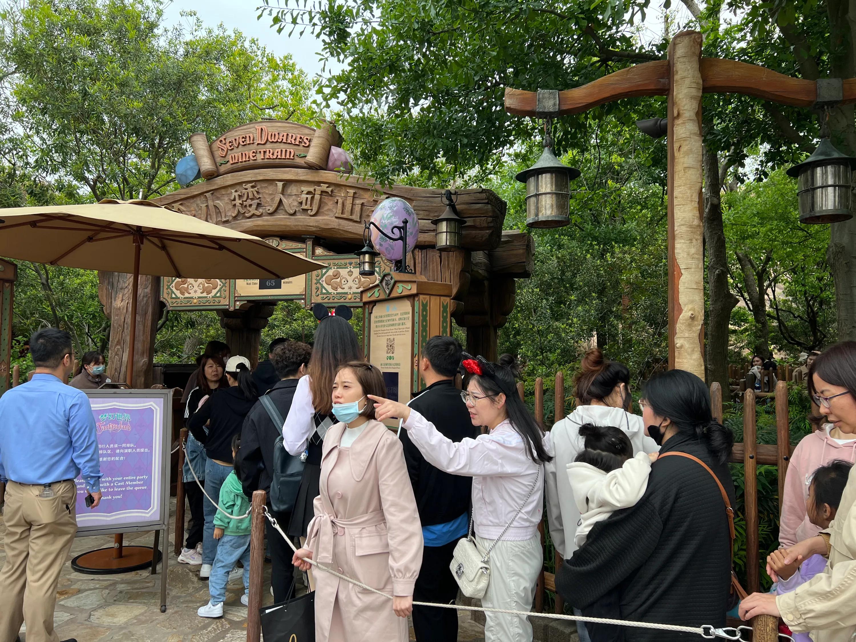 上海迪士尼乐园2022跨年,上海迪士尼乐园视频冰雪奇缘