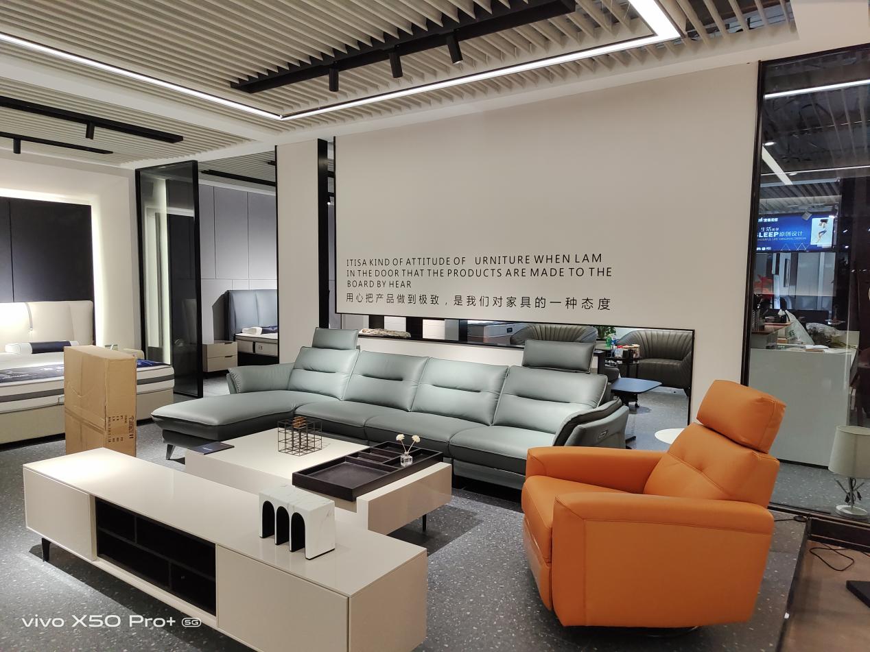 北欧风格沙发搭配,木沙发客厅搭配风格