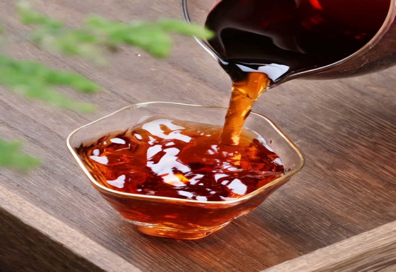 痛心的技术泄密：英国*子骗**从中国偷走两种树苗，中国损失百亿纹银