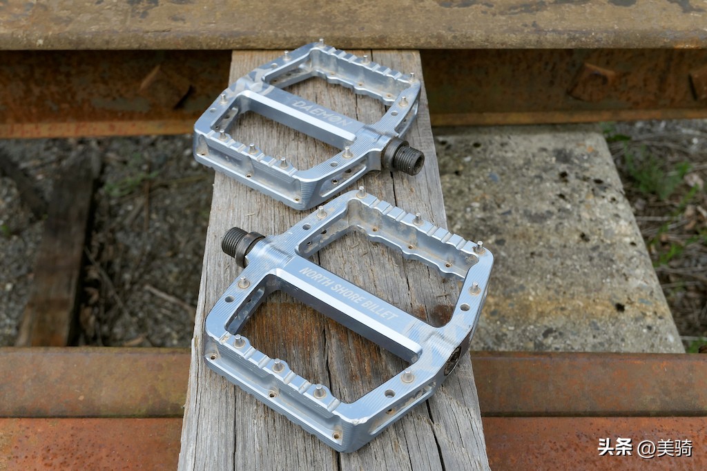 椤剁骇骞宠笍鎺ㄨ崘,骞宠笍閫夋嫨鍝