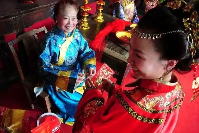 江津的地方风俗与民间礼仪有哪些,江津风俗由来简介