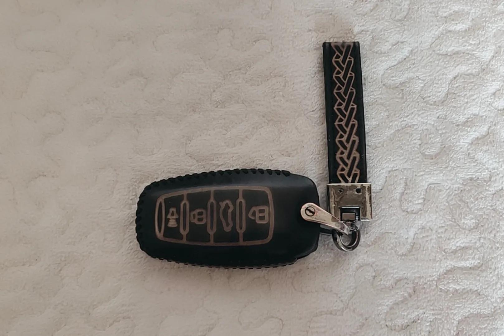 更换汽车钥匙电池的这个小妙招,快速更换汽车钥匙电池技巧两分钟