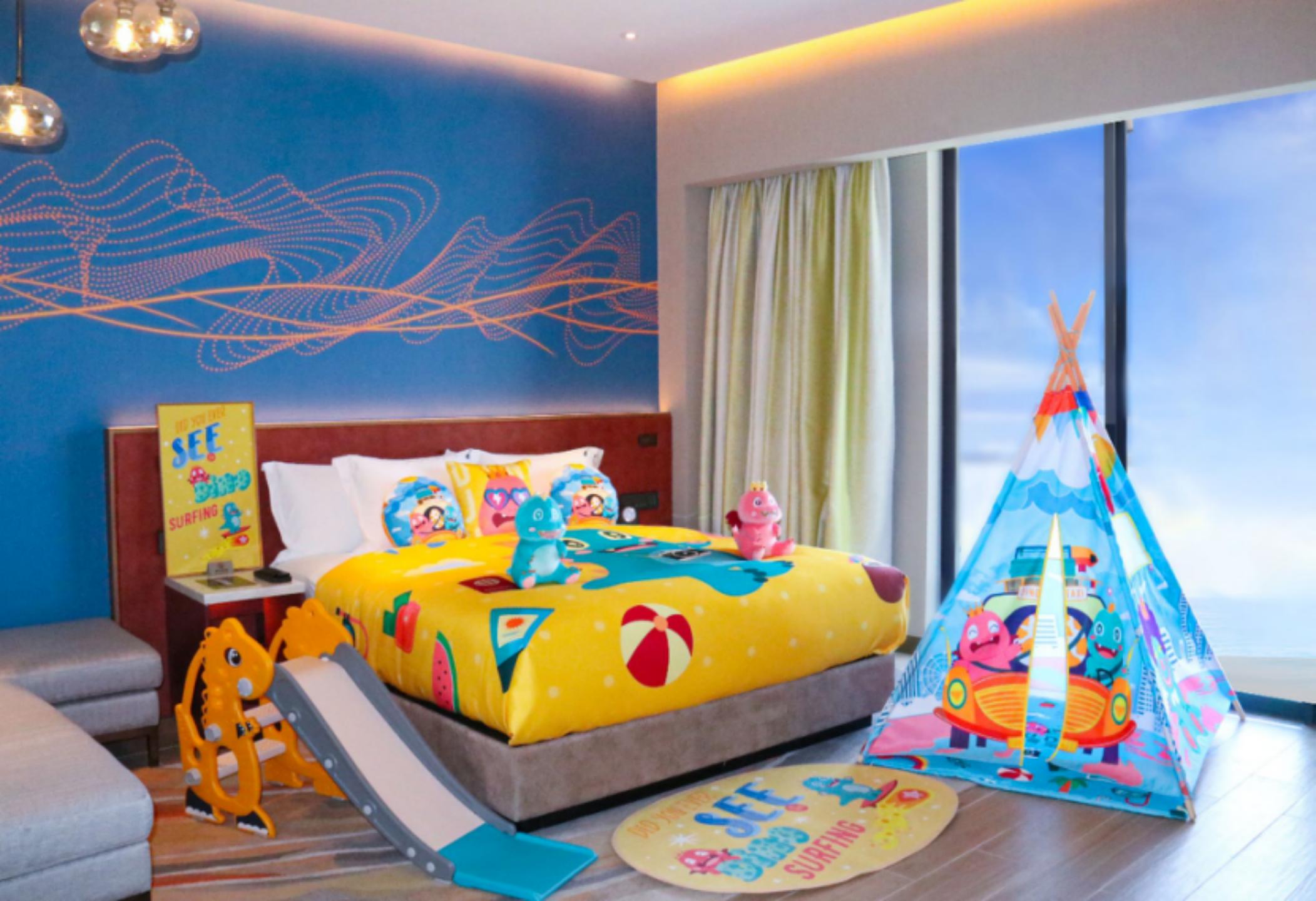 童心探世界萌娃也摇滚大连硬石酒店星奇宝贝亲子房乐享美好时光