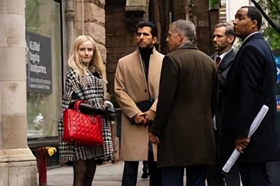 当年轰动全美国的假名媛事件,假名媛事件是啥