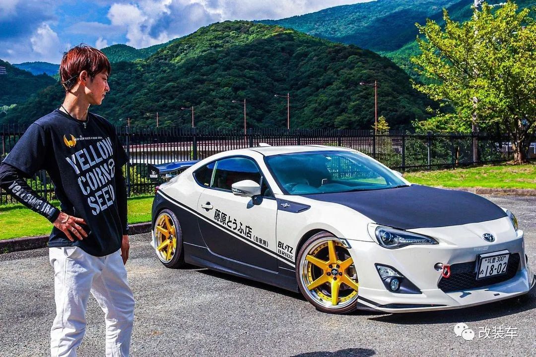 头文字d的女朋友,头文字d里面gt86的车主