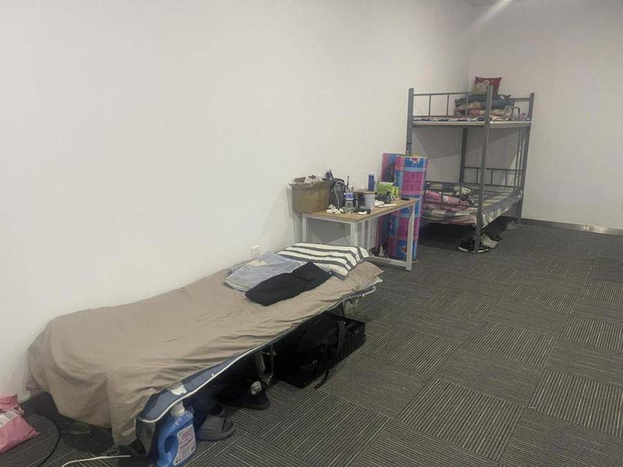 淘车二手车经历暴雨洗礼：争分夺秒移车源，专人驻店保安全