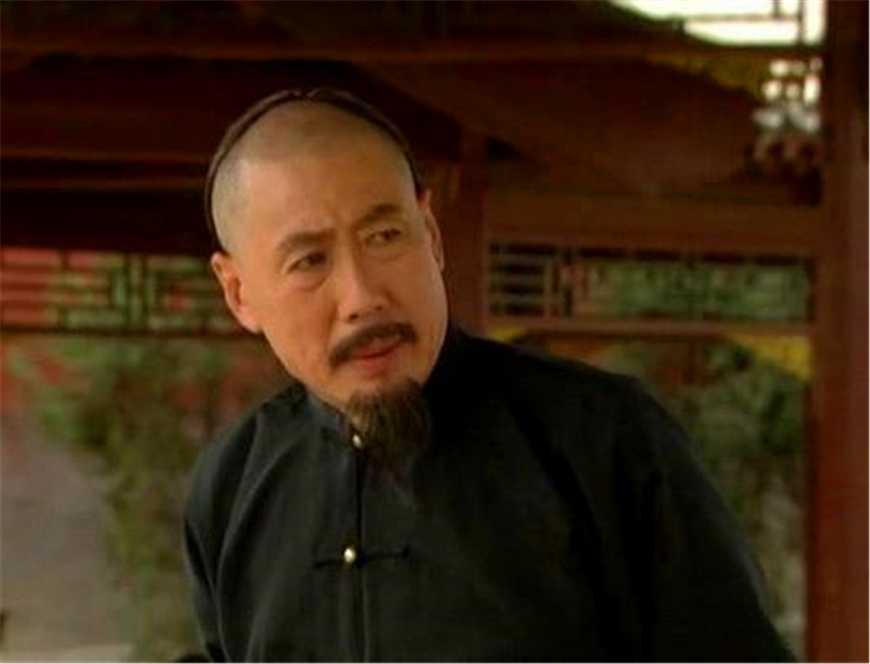 康熙释放了一名囚犯,帮助雍正成功登基,乾隆对他念念不忘