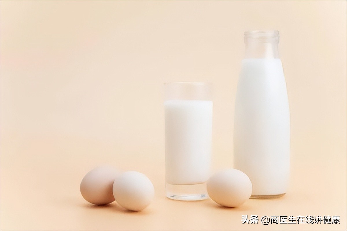 糖尿病人吃东西会有什么症状,糖尿病管住嘴迈开腿