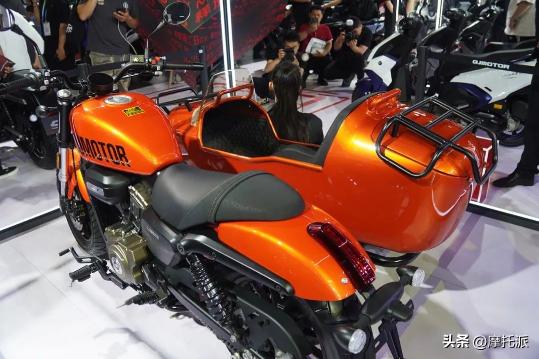 配置近顶、售价自信：QJ发布鸿150，要在特别大的市场里面挖呀挖