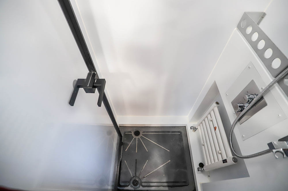 c2本可以开房车吗,能进市区的c型越野房车