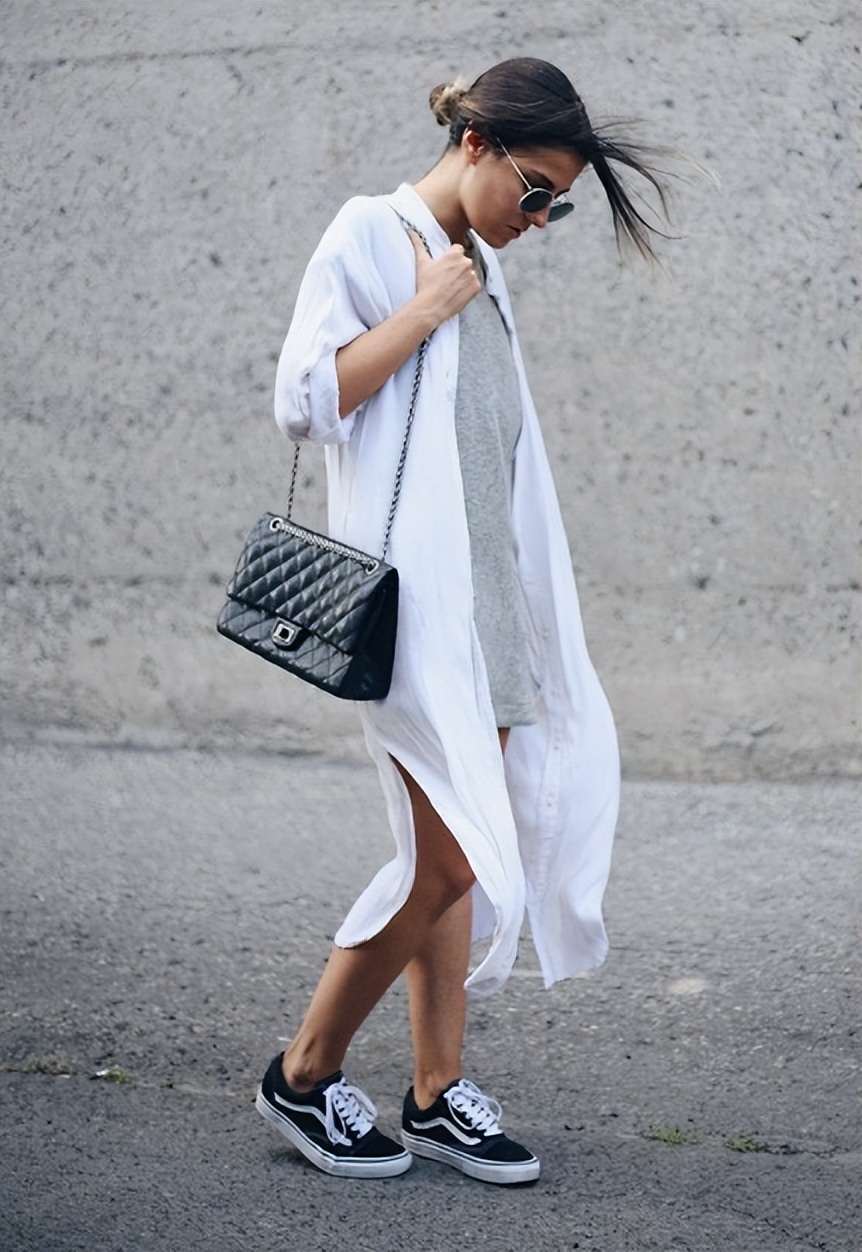 基本款必备鞋子有哪些款式,比较时髦的鞋