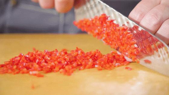 蒜蓉粉丝大虾蒸扇贝,蒜蓉粉丝蒸扇贝鲍鱼生蚝的做法