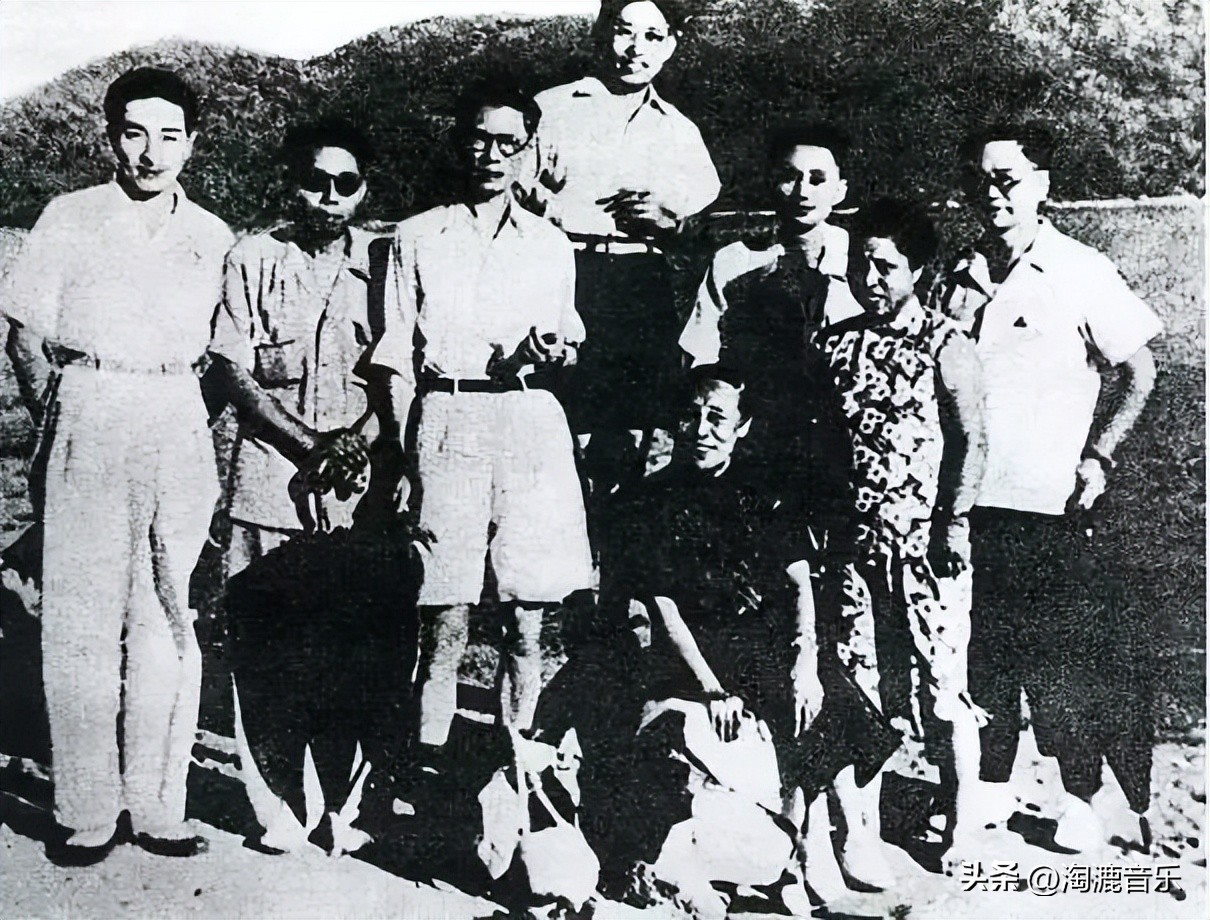 他是罗大佑的偶像，是一代“歌仙”，旧上海一轮三十年前的月亮