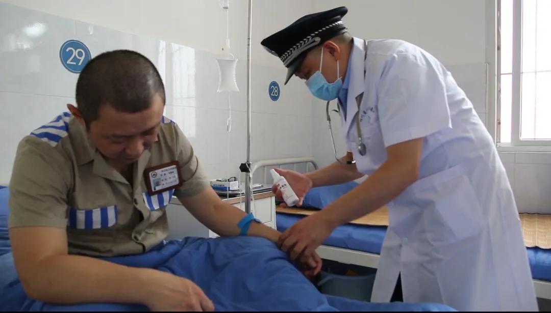 在监狱里面当护士怎么样,监狱里面当医生有条件吗