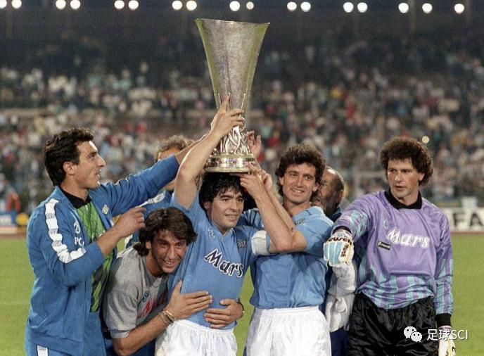 德劳伦蒂斯：自我独裁与文艺复兴