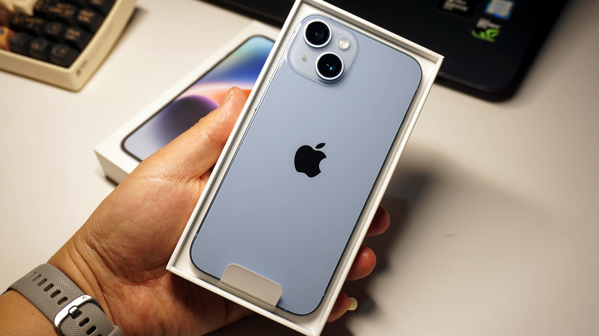 苹果充电宝magsafe平替,怎么给苹果magsafe磁吸充电宝充电