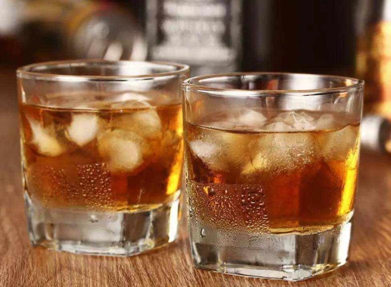 xo洋酒轩尼诗是什么酒,轩尼诗xo和马爹利xo是白兰地酒吗