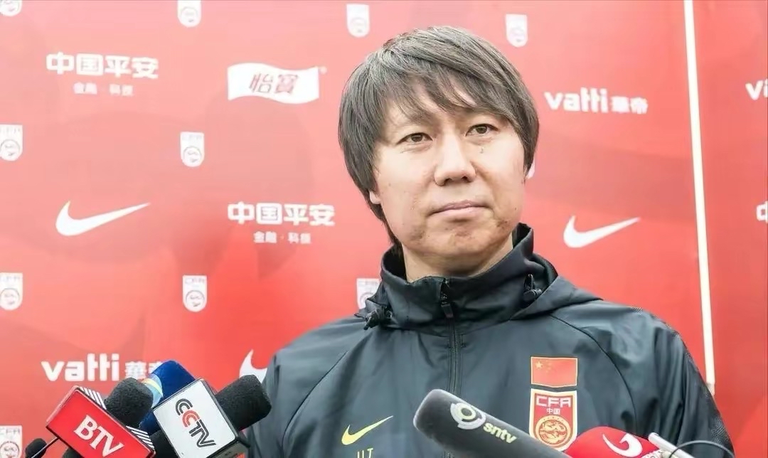 李铁案新进展，陈戌源没有受到丝毫影响，还担任青训主任