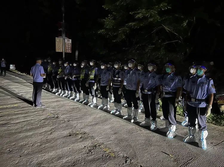 抗击疫情公安在行动福建,抗击疫情寒亭公安在一线