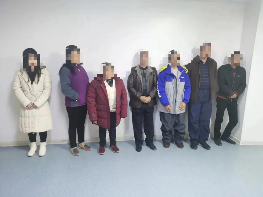 我国内地禁止任何个人和组织经营“*合六**彩”,请周知!