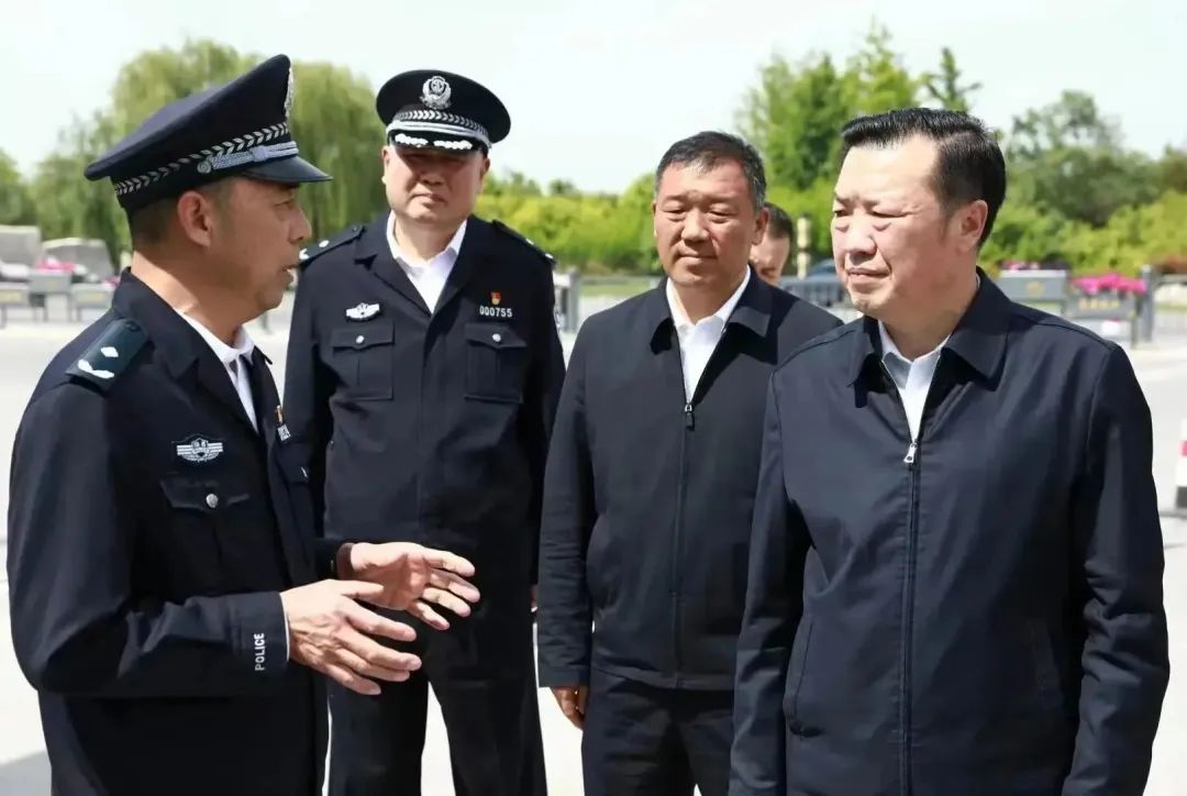 杨尚伟深入渭南检查指导五一假日道路交通安保工作