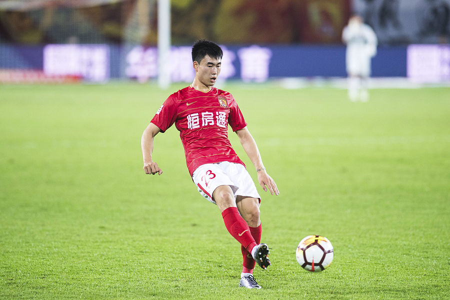 邓涵文国足比赛,韦世豪郑智回归鲁能