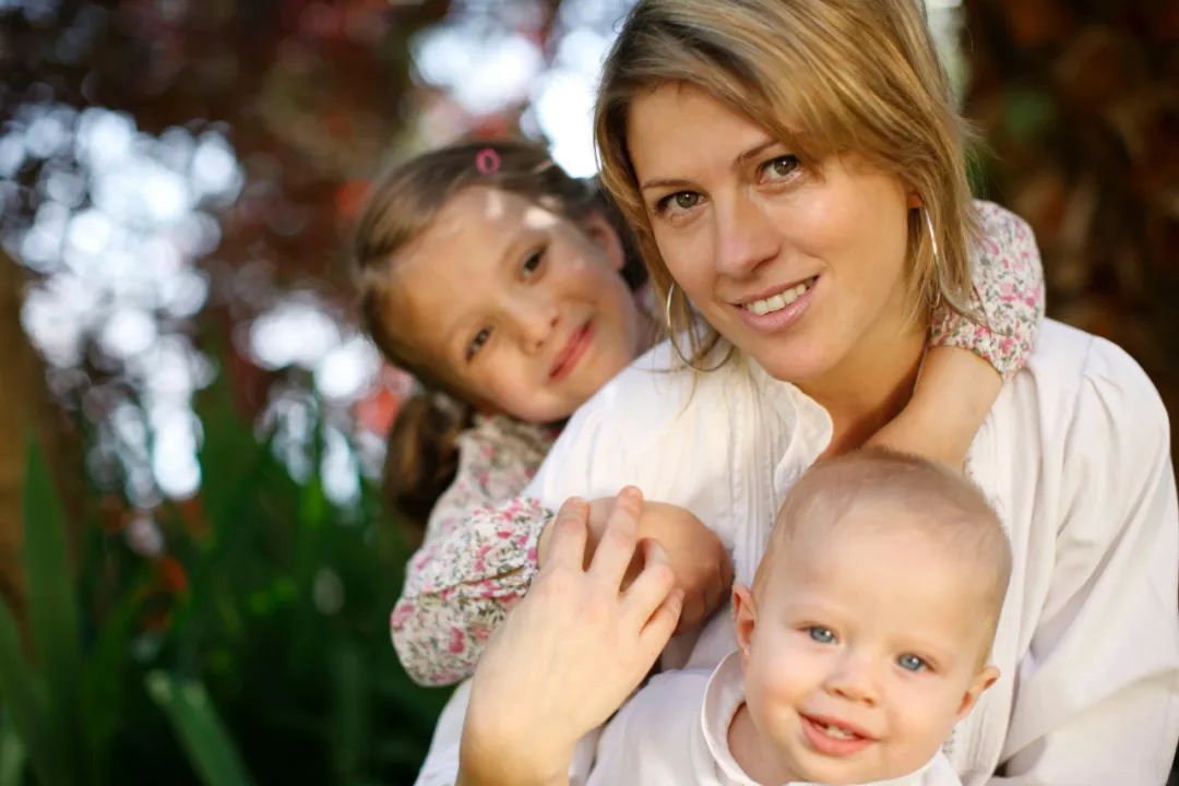 你几点下班英文怎么说,下班英文单词怎么说