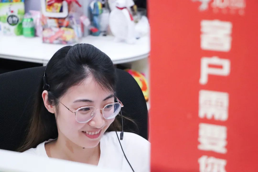 我在深夜做客服，有很多秘密想讲