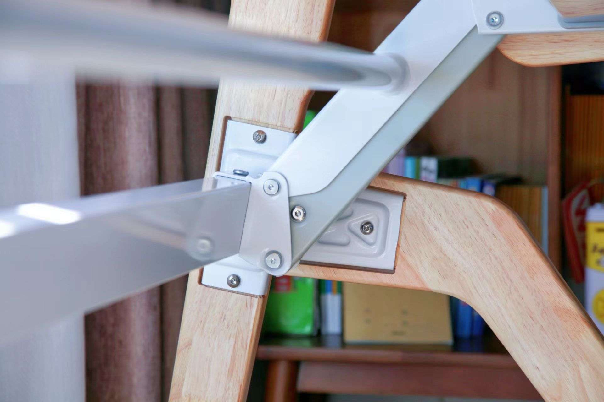 斯芬达小鹿桌配套阅读架,斯芬达小鹿桌儿童实木学习桌